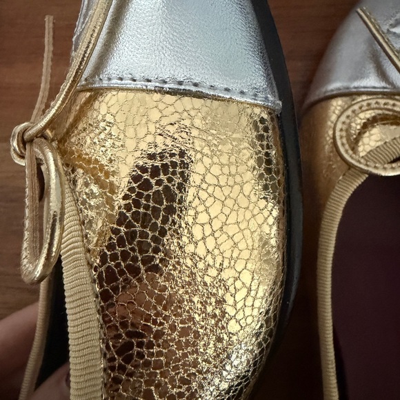 CHANEL Gold and Silver Cap-Toe Ballet Flats - Picture 3 of 9